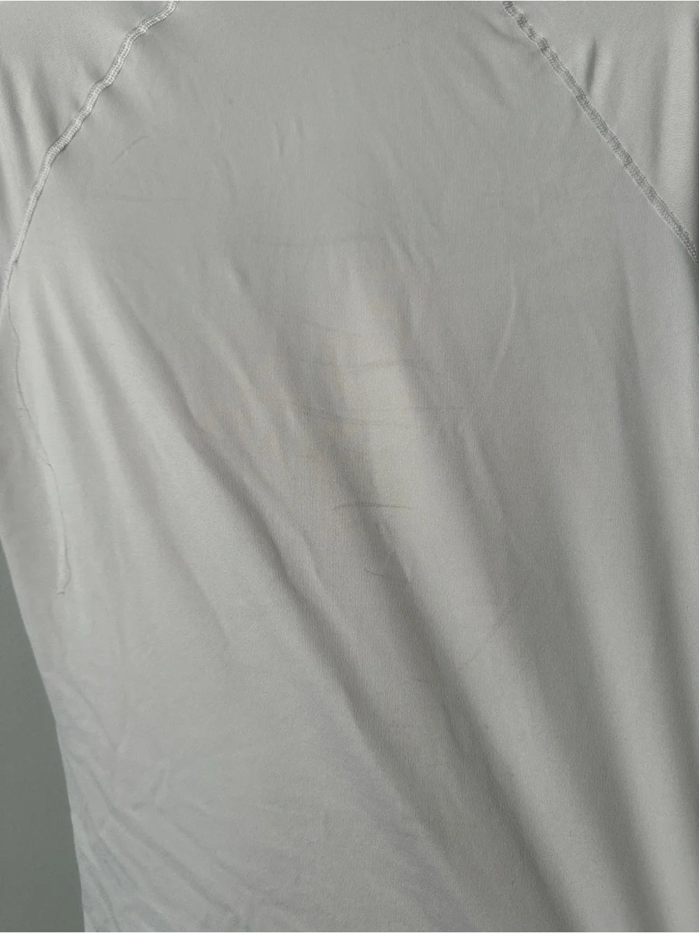 Quicksilver Off White Short Sleeve Rash Guard Surf Tee No Size Tag Est. Size Men